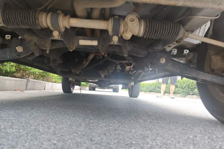 Used Wuling Zhiguang 2013 1.0L Base Version Chassis Front