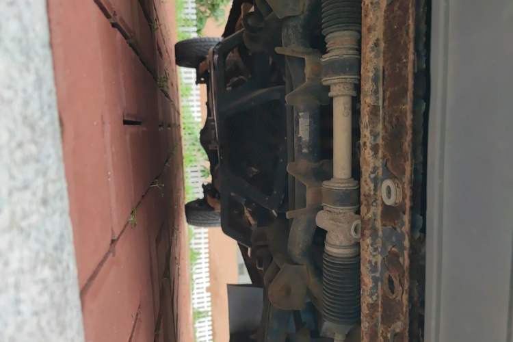 Used Wuling Zhiguang 2013 1.0L Practical Version Chassis Front