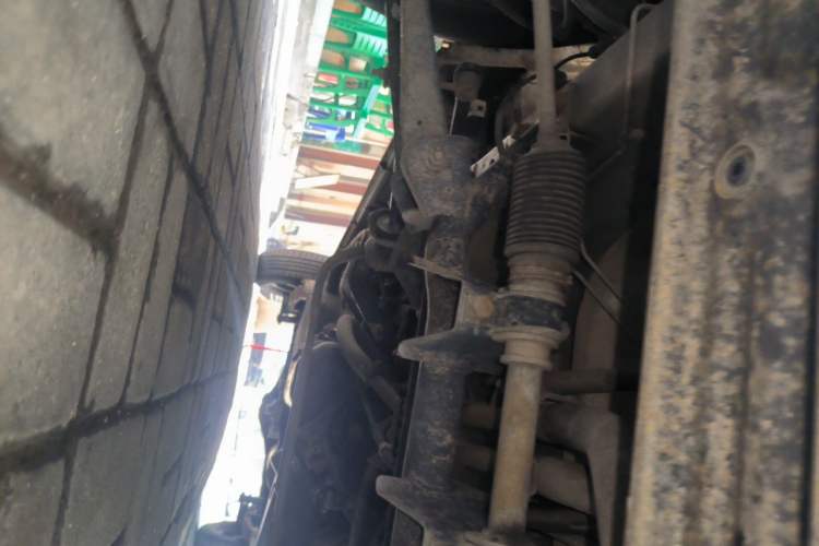 Used Wuling Zhiguang 2013 1.0L Practical Version Chassis Front