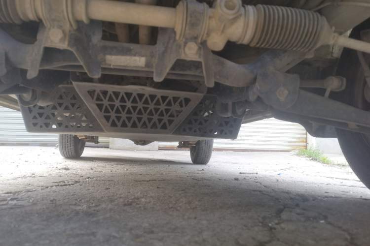 Used Wuling Zhiguang 2013 1.0L Base Version Chassis Front