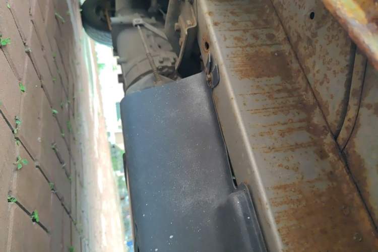 Used Wuling Zhiguang 2013 1.0L Practical Version Chassis Front Right