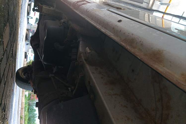 Used Wuling Zhiguang 2013 1.0L Practical Version Chassis Front Right