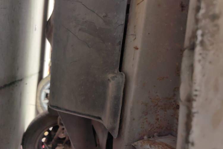 Used Wuling Zhiguang 2013 1.0L Practical Version Chassis Front Right