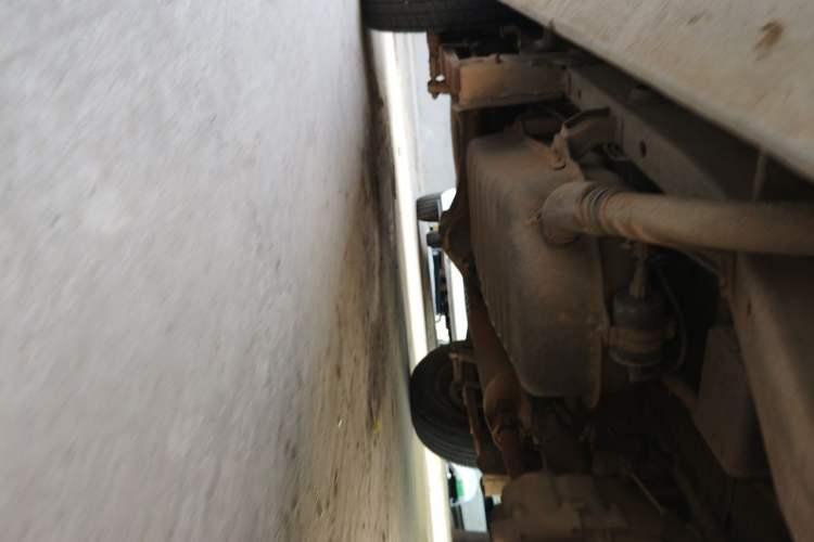 Used Wuling Zhiguang 2013 1.0L Practical Version Chassis Front Right