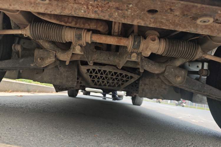 Used Wuling Zhiguang 2013 1.0L Practical Version Chassis Front