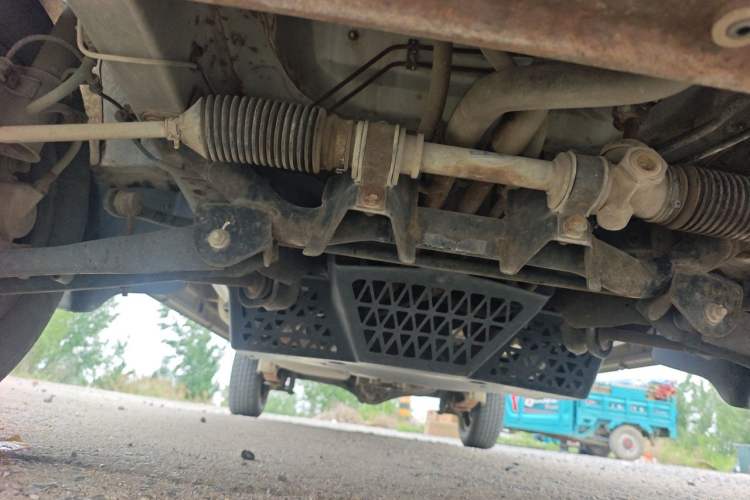 Used Wuling Zhiguang 2013 1.0L Practical Version Chassis Front