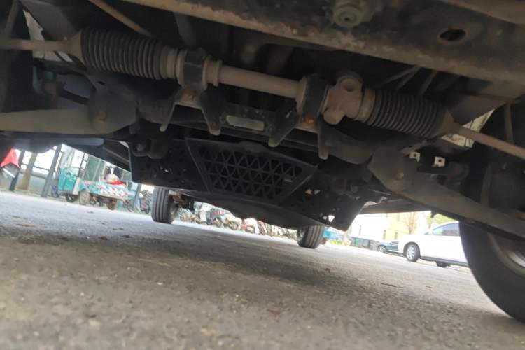 Used Wuling Zhiguang 2013 1.0L Practical Version Chassis Front