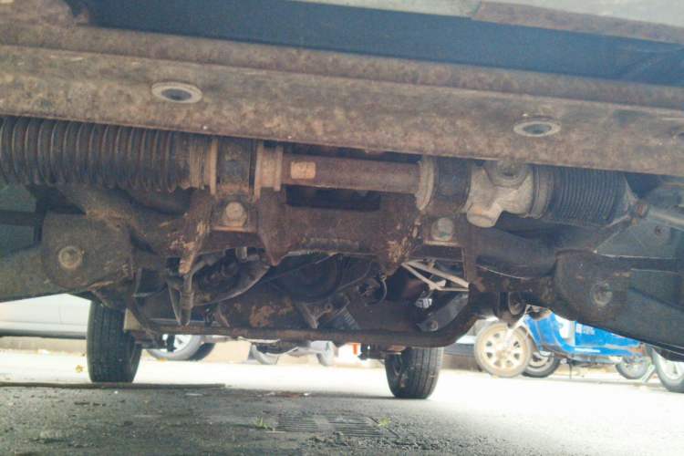 Used Wuling Zhiguang 2013 1.0L Practical Version Chassis Front