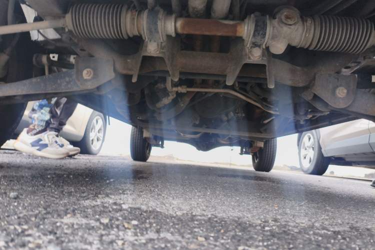 Used Wuling Zhiguang 2013 1.0L Base Version Chassis Front
