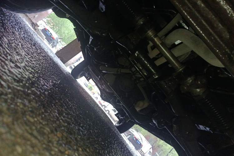 Used Wuling Zhiguang 2013 1.0L Practical Version Chassis Front