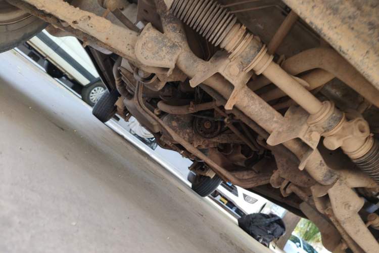 Used Wuling Zhiguang 2013 1.0L Practical Version Chassis Front