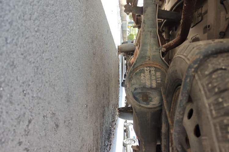 Used Wuling Zhiguang 2013 1.0L Practical Version Chassis Rear