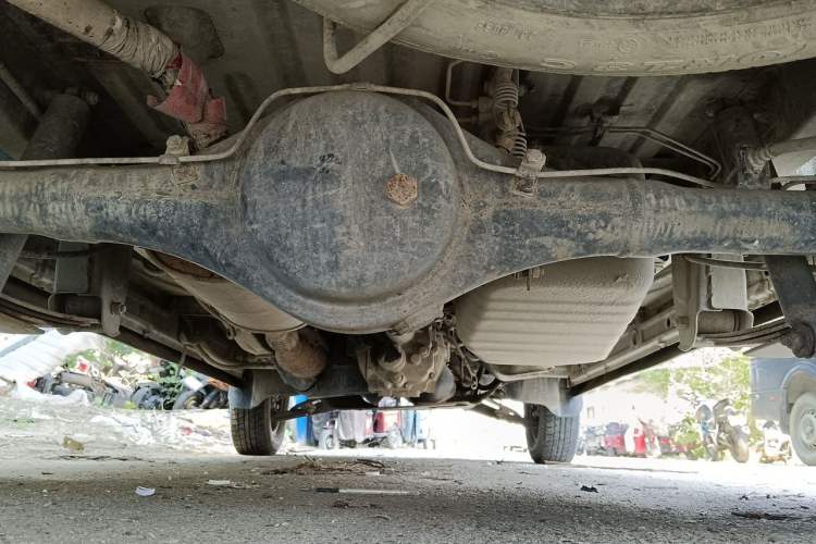 Used Wuling Zhiguang 2013 1.0L Practical Version Chassis Rear
