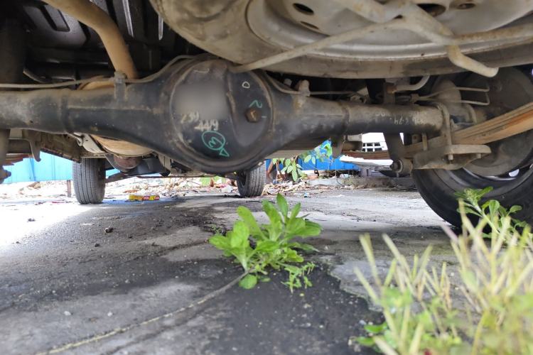Used Wuling Zhiguang 2013 1.0L Practical Version Chassis Rear