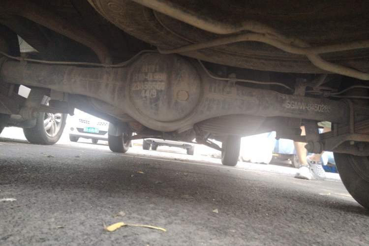 Used Wuling Zhiguang 2013 1.0L Practical Version Chassis Rear