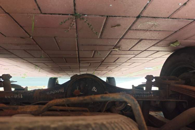 Used Wuling Zhiguang 2013 1.0L Practical Version Chassis Rear