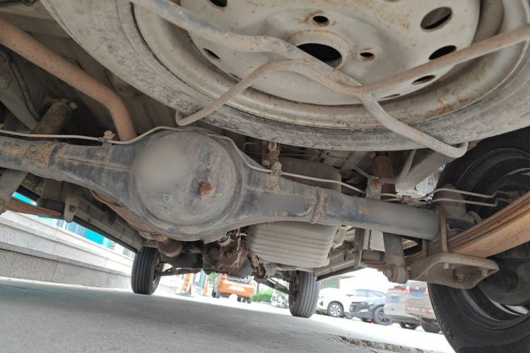 Used Wuling Zhiguang 2013 1.0L Practical Version Chassis Rear