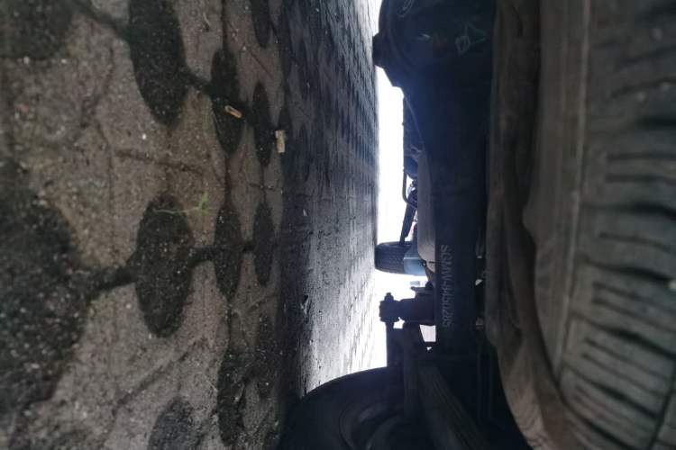 Used Wuling Zhiguang 2013 1.0L Practical Version Chassis Rear