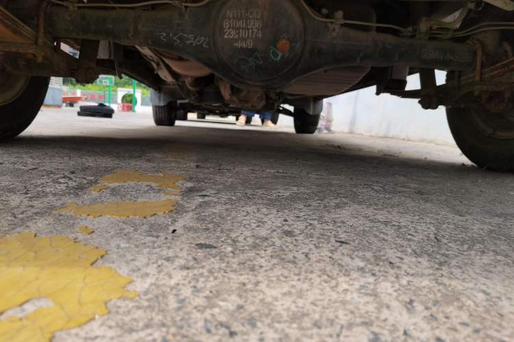 Used Wuling Zhiguang 2013 1.0L Practical Version Chassis Rear