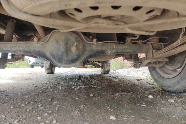 Used Wuling Zhiguang 2013 1.0L Practical Version Chassis Rear