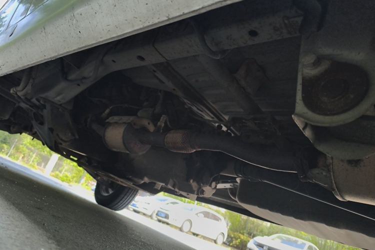 Used Wuling Zhiguang 2013 1.0L Practical Version Chassis Rear Left