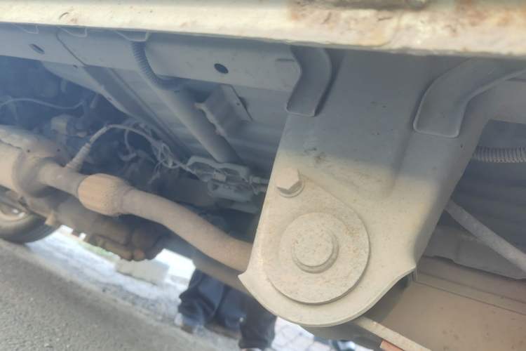 Used Wuling Zhiguang 2013 1.0L Practical Version Chassis Rear Left