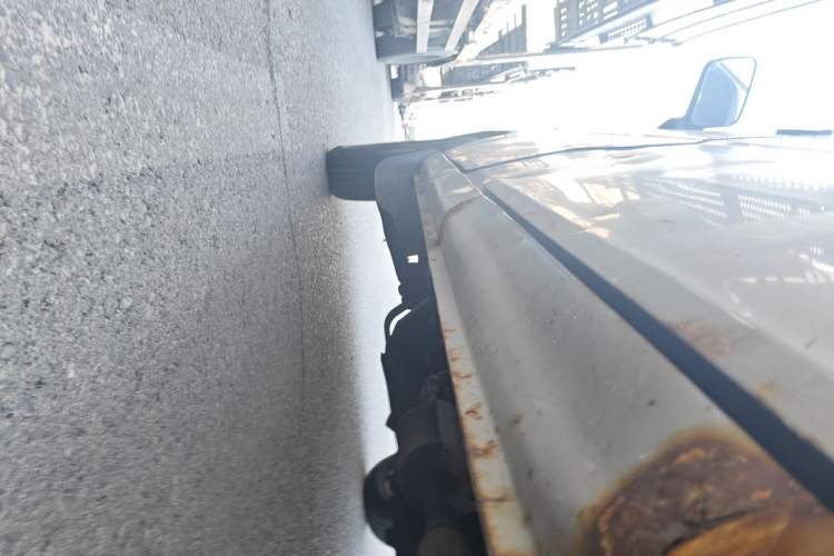 Used Wuling Zhiguang 2013 1.0L Practical Version Chassis Rear Left
