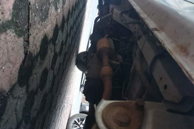 Used Wuling Zhiguang 2013 1.0L Practical Version Chassis Rear Left