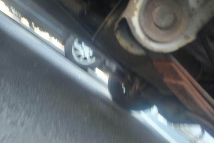 Used Wuling Zhiguang 2013 1.0L Practical Version Chassis Rear Left