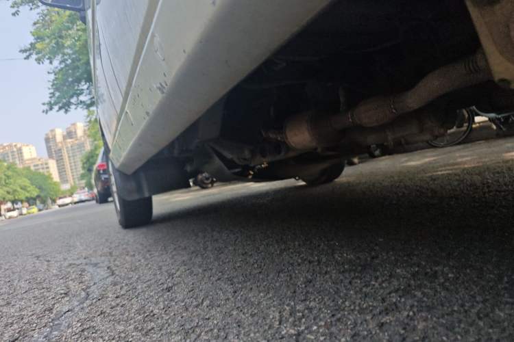 Used Wuling Zhiguang 2013 1.0L Practical Version Chassis Rear Left