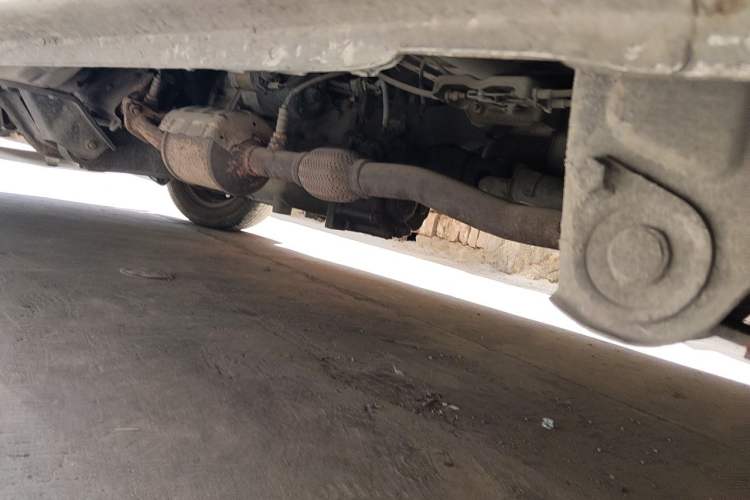 Used Wuling Zhiguang 2013 1.0L Practical Version Chassis Rear Left