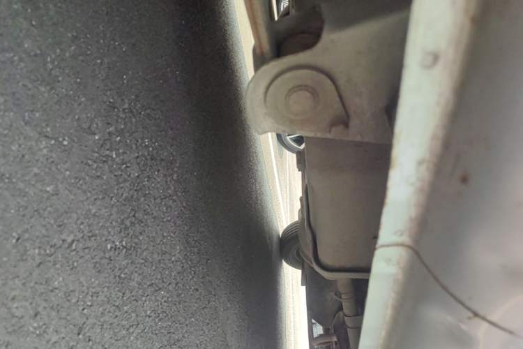 Used Wuling Zhiguang 2013 1.0L Practical Version Chassis Rear Right