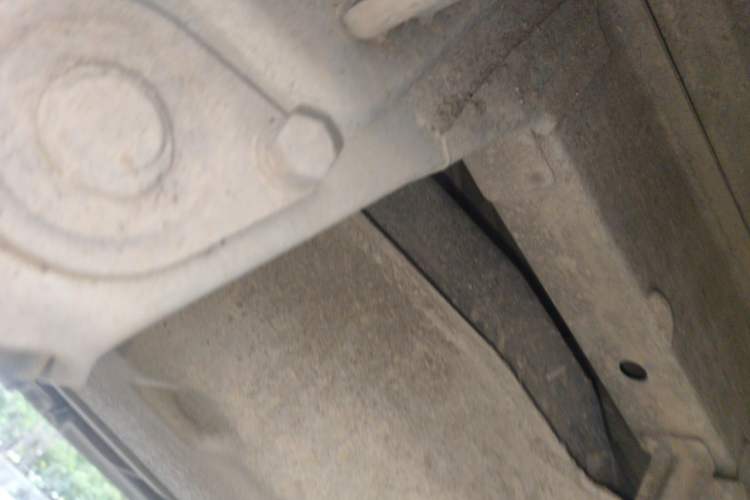 Used Wuling Zhiguang 2013 1.0L Practical Version Chassis Rear Right