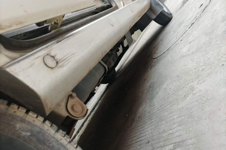 Used Wuling Zhiguang 2013 1.0L Practical Version Chassis Rear Right