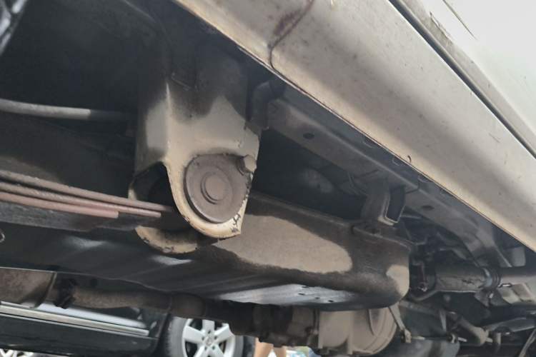 Used Wuling Zhiguang 2013 1.0L Practical Version Chassis Rear Right