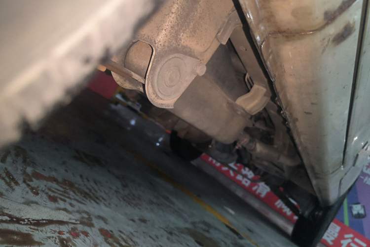 Used Wuling Zhiguang 2013 1.0L Practical Version Chassis Rear Right
