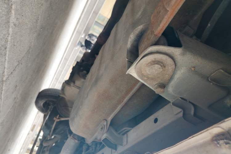 Used Wuling Zhiguang 2013 1.0L Practical Version Chassis Rear Right