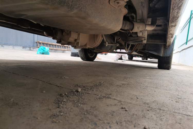 Used Wuling Zhiguang 2013 1.0L Practical Version Chassis Rear Right