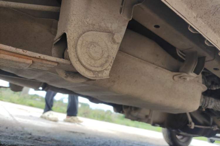 Used Wuling Zhiguang 2013 1.0L Practical Version Chassis Rear Right
