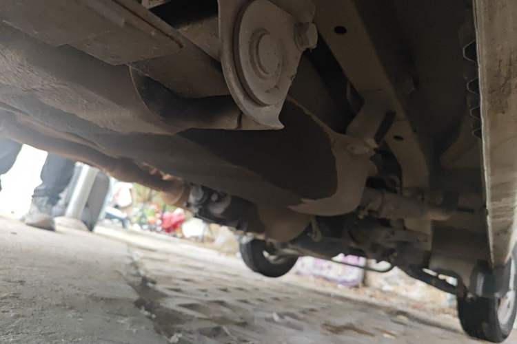 Used Wuling Zhiguang 2013 1.0L Practical Version Chassis Rear Right