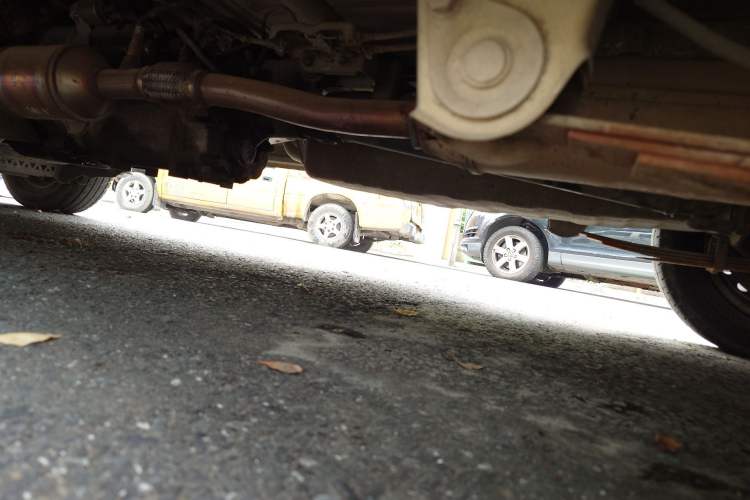 Used Wuling Zhiguang 2013 1.0L Practical Version Chassis Rear Right