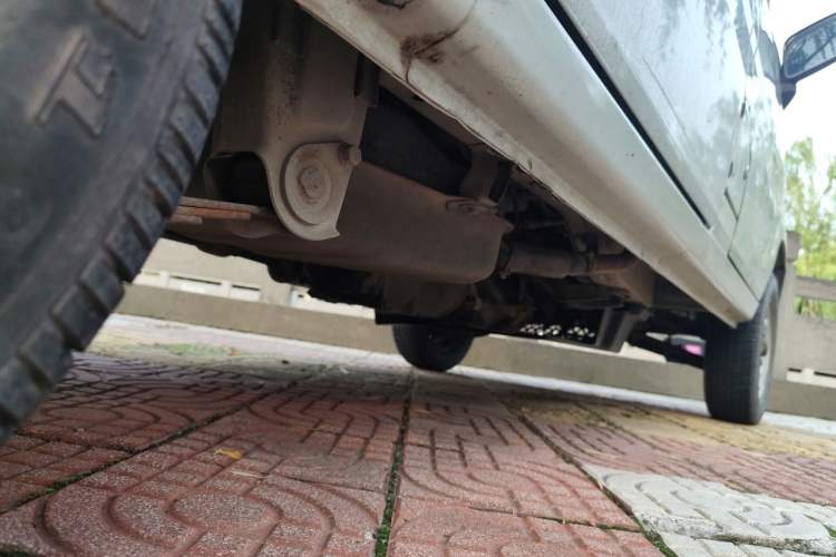 Used Wuling Zhiguang 2013 1.0L Practical Version Chassis Rear Right