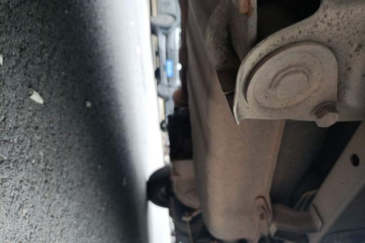 Used Wuling Zhiguang 2013 1.0L Practical Version Chassis Rear Right