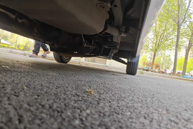 Used Wuling Zhiguang 2013 1.0L Practical Version Chassis Rear Right
