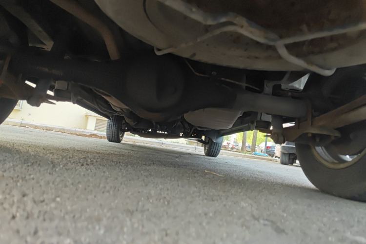 Used Wuling Zhiguang 2013 1.0L Practical Version Chassis Rear