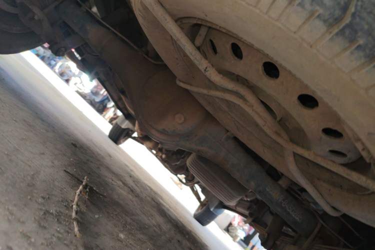 Used Wuling Zhiguang 2013 1.0L Practical Version Chassis Rear