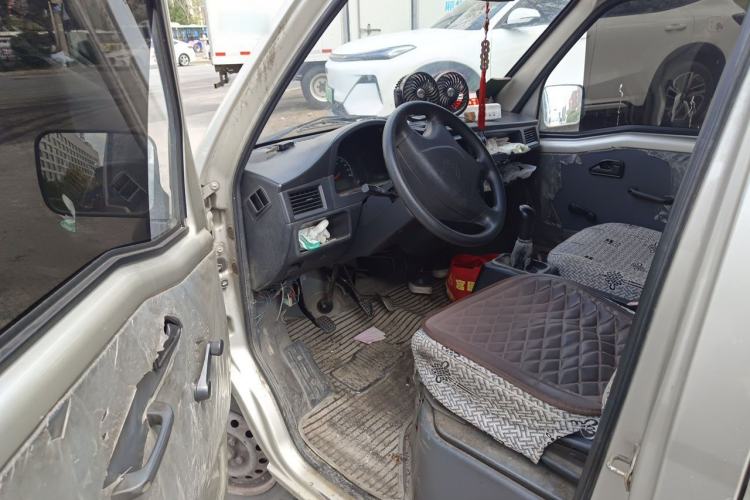 Used Wuling Zhiguang 2013 1.0L Practical Version Driver Seat