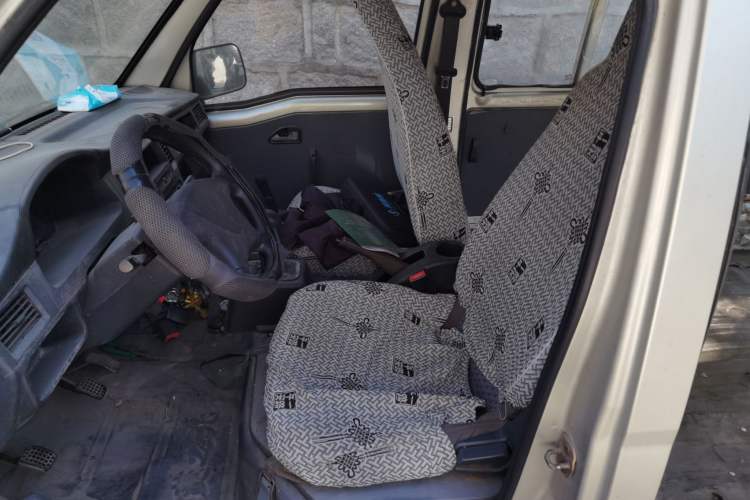 Used Wuling Zhiguang 2013 1.0L Base Version Driver Seat