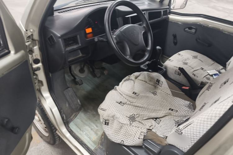 Used Wuling Zhiguang 2013 1.0L Practical Version Driver Seat