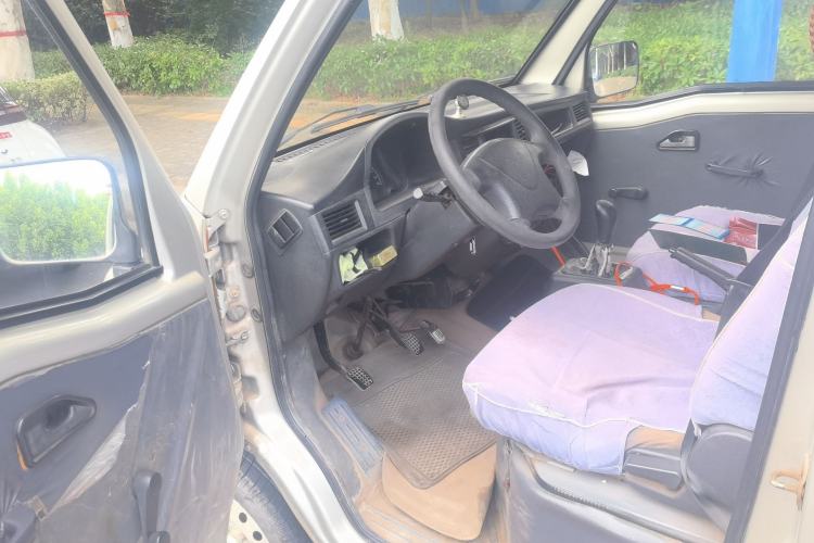 Used Wuling Zhiguang 2013 1.0L Base Version Driver Seat